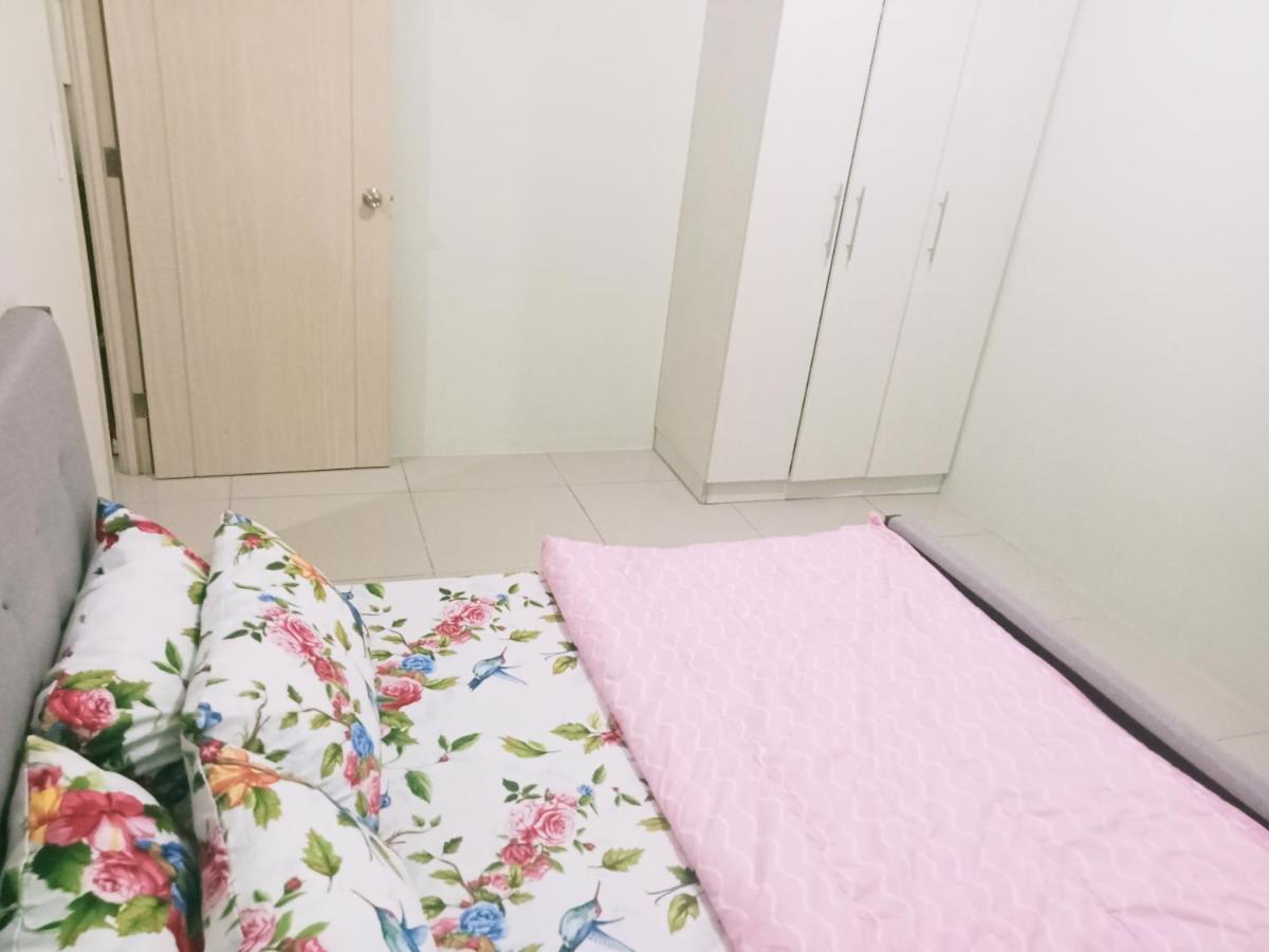 Makati Jazz Mall Bel Air Aparthotel Манила Екстериор снимка